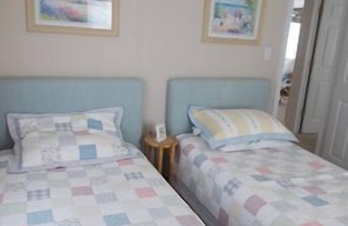 Barnegat Light Apartment | 3rd HOUSE from the OCEAN!