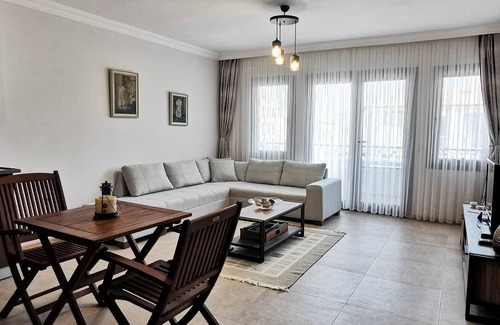 Datca City Center House | 4+1 spacious apartment with sea view. 5 minutes walk to the beach