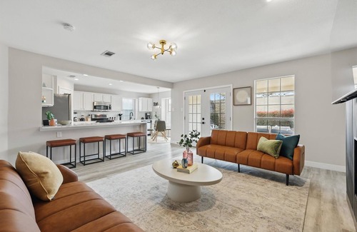 Flower Mound House | 4-BD/2.5-BA Tropical Pool Oasis with a Game Room