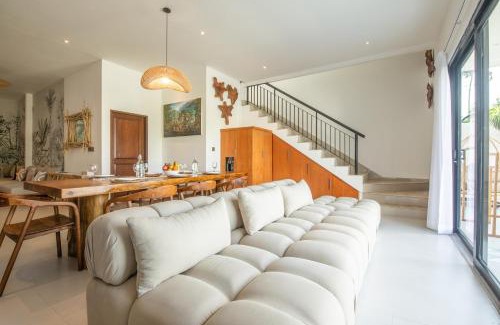 Batubelig Villa | 4 Bd With Ac, Paddy View, 4mins Beach Seminyak