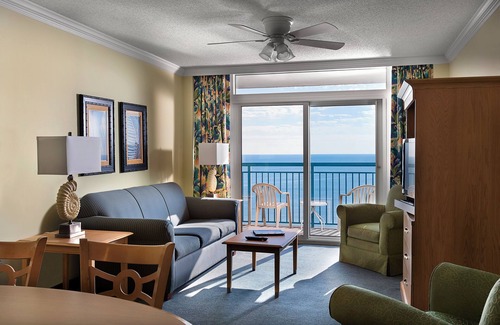 Myrtle Beach Hotel | 4 Beach Getaway 3 Bedroom Units with Full Kitchen and Stunning Balcony Views