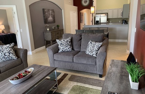 Cumbrian Lakes Villa | 4 BED 3 BATH LAKE VIEW WITH POOL/JACUZZI
