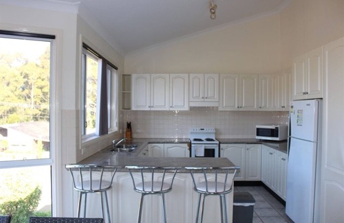 Surf Beach Apartment | 4 Bed (3 Night Min) (Retreat on Surf Beach)
