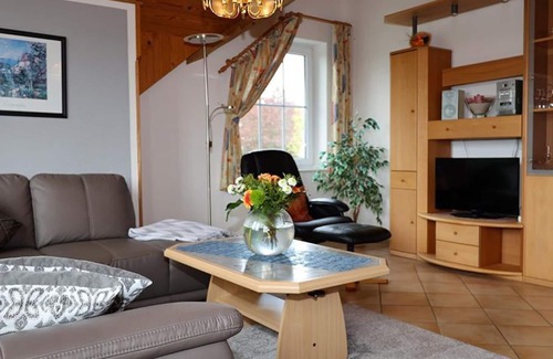 Habscheid Apartment | 4-bed apartment with shower/WC - Ferienwohnungen Heck