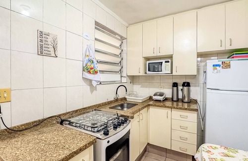 Sao Paulo Villa | 4 bedroom house for 7 to 25 guests, close to shopping and Santa Cruz subway