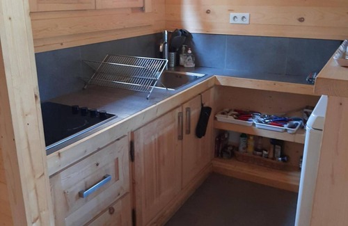 Lans-en-Vercors Ski Chalet | 4-bed chalet with terrace and parking in Lans-en-Vercors