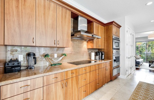 Colee Hammock House | 4-Bed + Den with pool in Las Olas, Ft Lauderdale