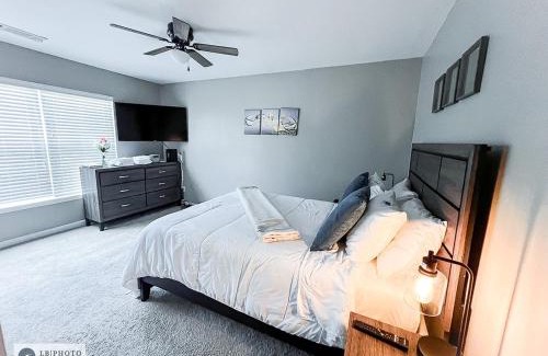Church Street House | 4 - Bed home with Cali King Bed, 12 mins to DTWN