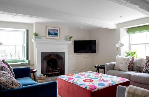 Penrith House | 4 Bed in Askham SZ264