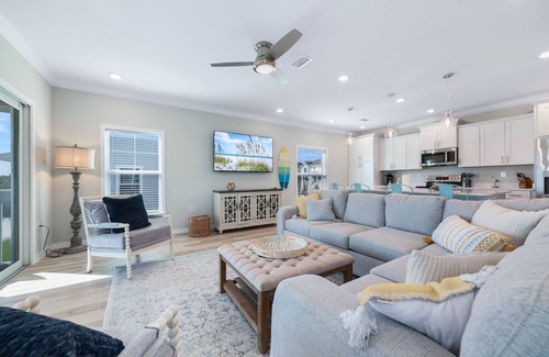 Ono Island House | 4 bedroom 4 bathroom sleeps 12 with golf cart
