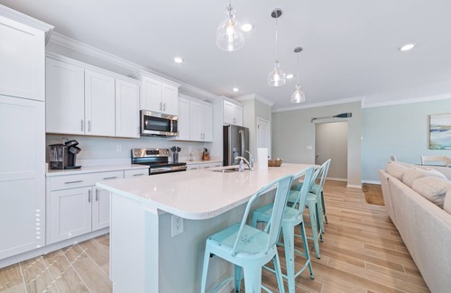 Ono Island House | 4 bedroom 4 bathroom sleeps 12 with golf cart