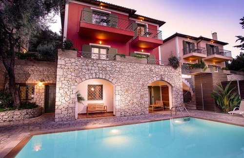 Spanokhorion Villa | 4 bedroom/6 bathr Villa/private pool/breathtaking sea views/6mins from beach