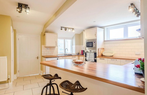 Talybont-on-Usk Cottage | 4 bedroom accommodation in Talybont on Usk
