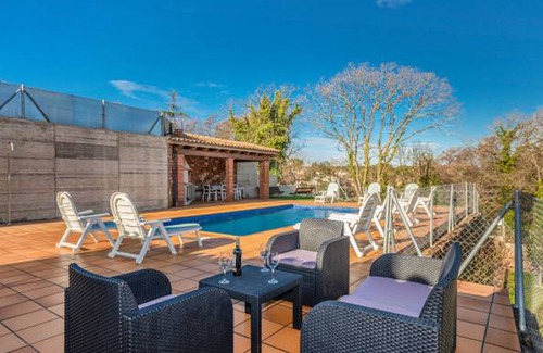 Mont Barbat House | 4 bedroom accommodation in Macanet de la Selva