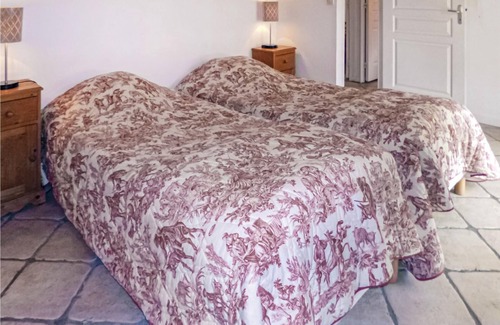 Vaudoy House | 4 bedroom accommodation in Vaudoy-en-Brie