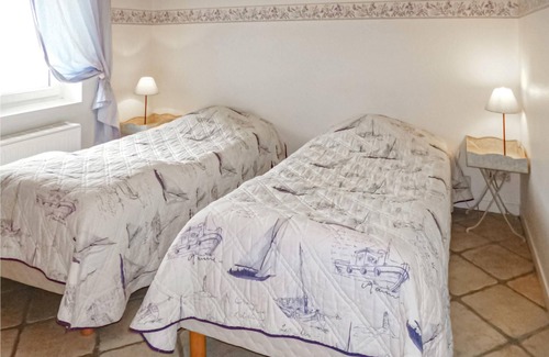 Vaudoy House | 4 bedroom accommodation in Vaudoy-en-Brie