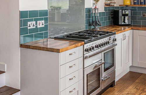 Isle of Lewis Cottage | 4 bedroom accommodation in Eoropie, Isle of Lewis