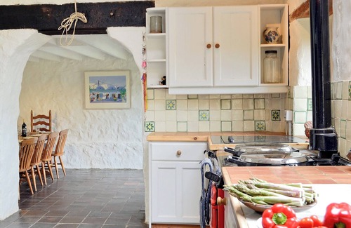 Wolf's Castle Cottage | 4 bedroom accommodation in Wolfscastle, near Haverfordwest