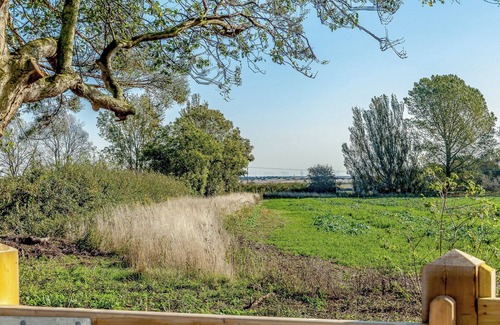 Southminster Cottage | 4 bedroom accommodation in Tillingham, near Southminster
