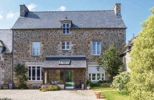 Plancoet House | 4 bedroom accommodation in Plancoet