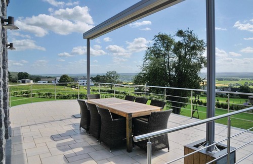 Somme-Leuze House | 4 bedroom accommodation in Somme-Leuze