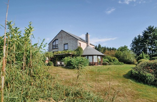 Somme-Leuze House | 4 bedroom accommodation in Somme Leuze