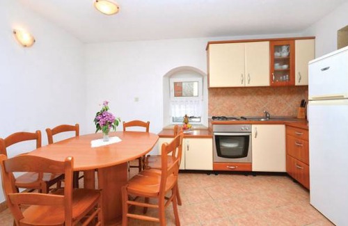 Solta House | 4 bedroom accommodation in Grohote