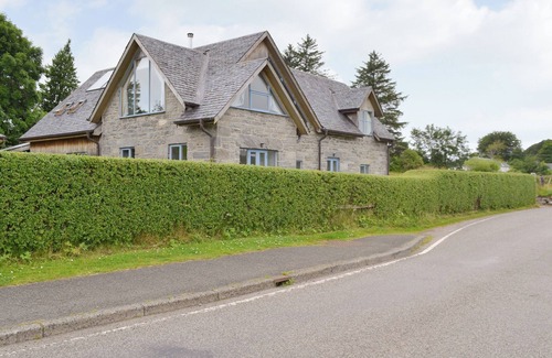 Salen Cottage | 4 bedroom accommodation in Acharacle