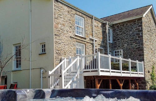 Aberaeron Cottage | 4 bedroom accommodation in Aberaeron