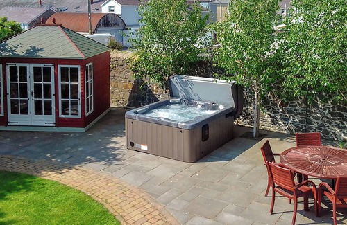 Aberaeron Cottage | 4 bedroom accommodation in Aberaeron