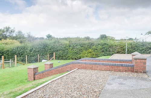 Bethania Cottage | 4 bedroom accommodation in Tregaron