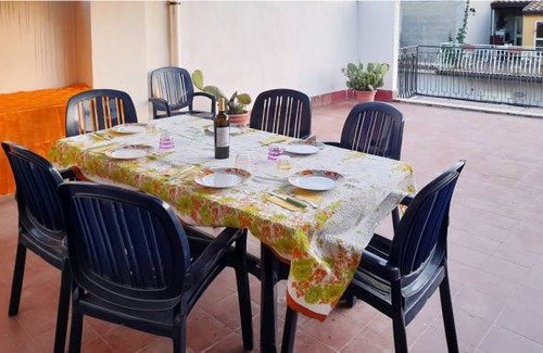 Gaggi Apartment | 4 bedroom accommodation in Gaggi