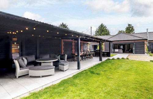 Thetford Cottage | 4 bedroom accommodation in Barnham