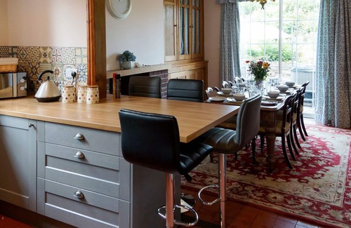 Caersws Cottage | 4 bedroom accommodation in Trefeglwys, near Llanidloes