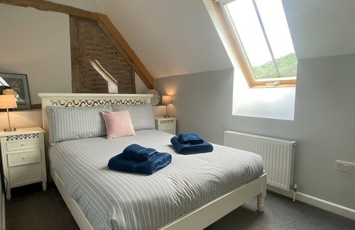 Fownhope Cottage | 4 bedroom accommodation in Prior’s Frome, near Hereford