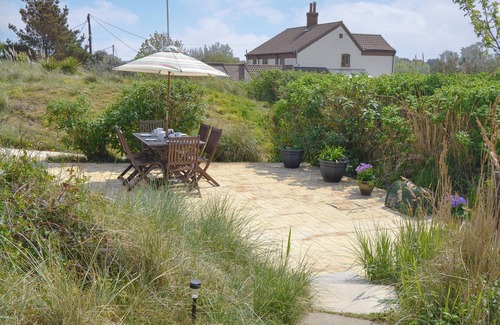 Sea Palling Cottage | 4 bedroom accommodation in Sea Palling, Norwich