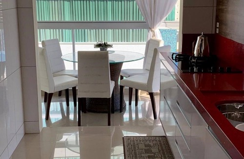 Itapema Apartment | 4 bedroom apartment block sea in the Center of Meia Praia
