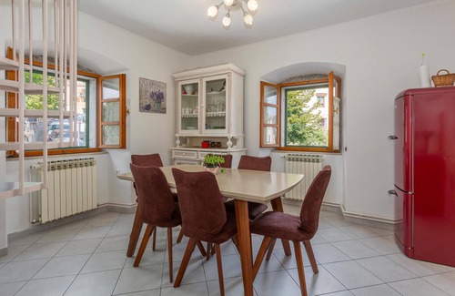 Kastav Apartment | 4 bedroom awesome apartment in Kastav