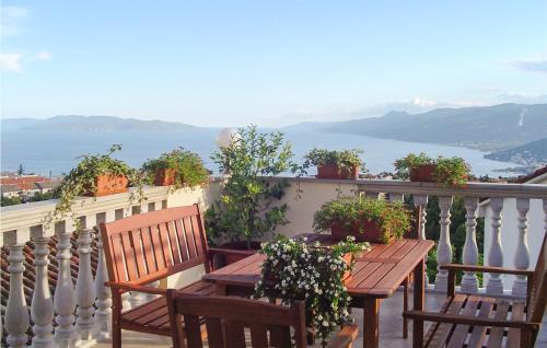Kastav Apartment | 4 Bedroom Awesome Apartment In Kastav
