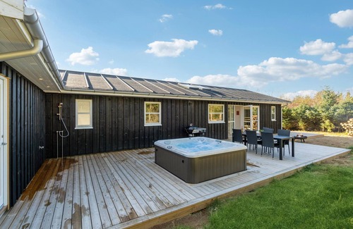 Blokhus House | 4 bedroom awesome home in Blokhus