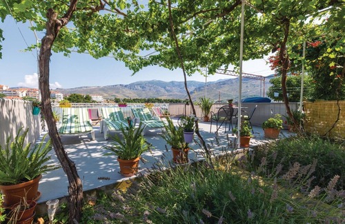 Stobrec House | 4 bedroom beach front home in Stobrec