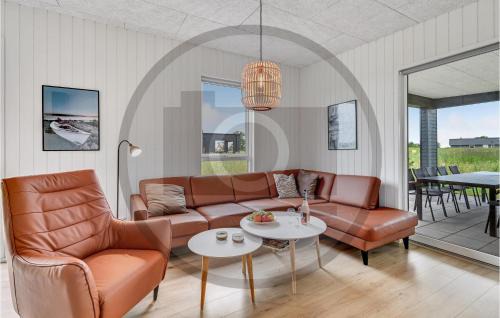 Hjarbæk House | 4 Bedroom Beautiful Home In Løgstrup