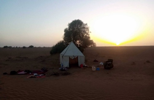 M'Hamid El Ghizlane RV Rental | 4-bedroom campground in charming Mhamid with WiFi