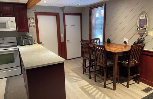 Manitoulin District Cottage | 4 Bedroom Cottage On Manitoulin Island- Next to the Longest Beach on the Island!