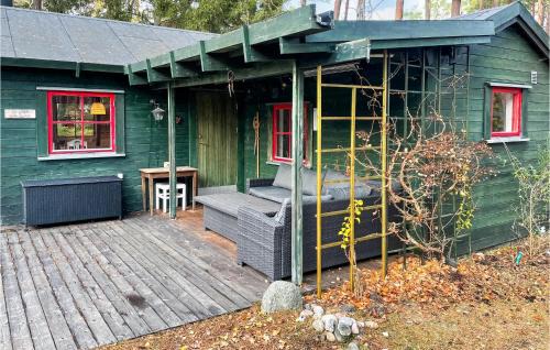 Aahus House | 4 Bedroom Cozy Home In Åhus