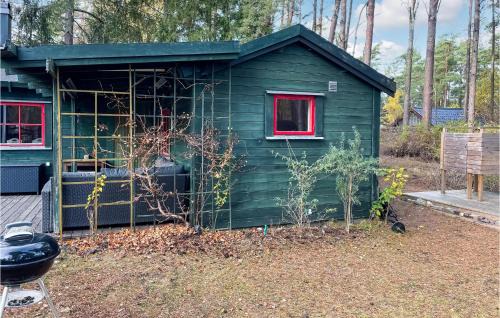 Aahus House | 4 Bedroom Cozy Home In Åhus