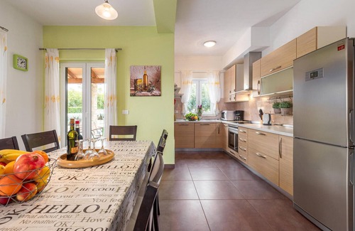 Kunj House | 4 bedroom cozy home in Kunj