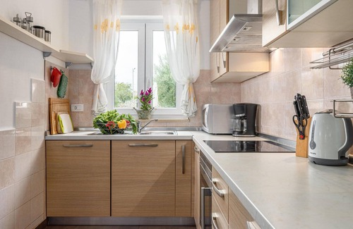 Kunj House | 4 bedroom cozy home in Kunj