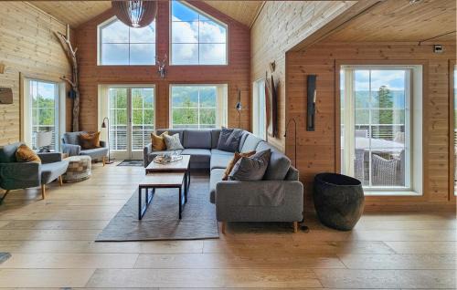 Kongsberg House | 4 Bedroom Cozy Home In Skollenborg