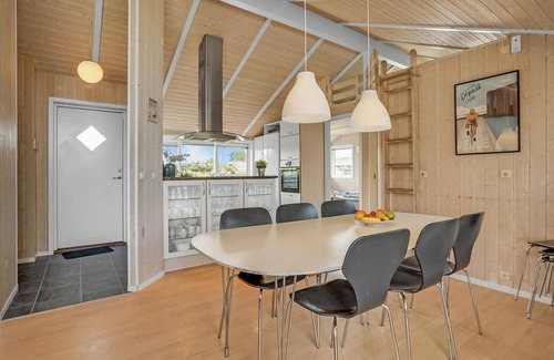 Hvidbjerg Strand House | 4 bedroom gorgeous home in Børkop